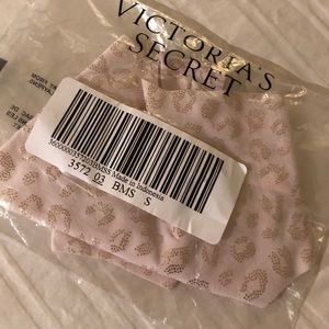 Victoria’s Secret Raw Cut Thong - Small